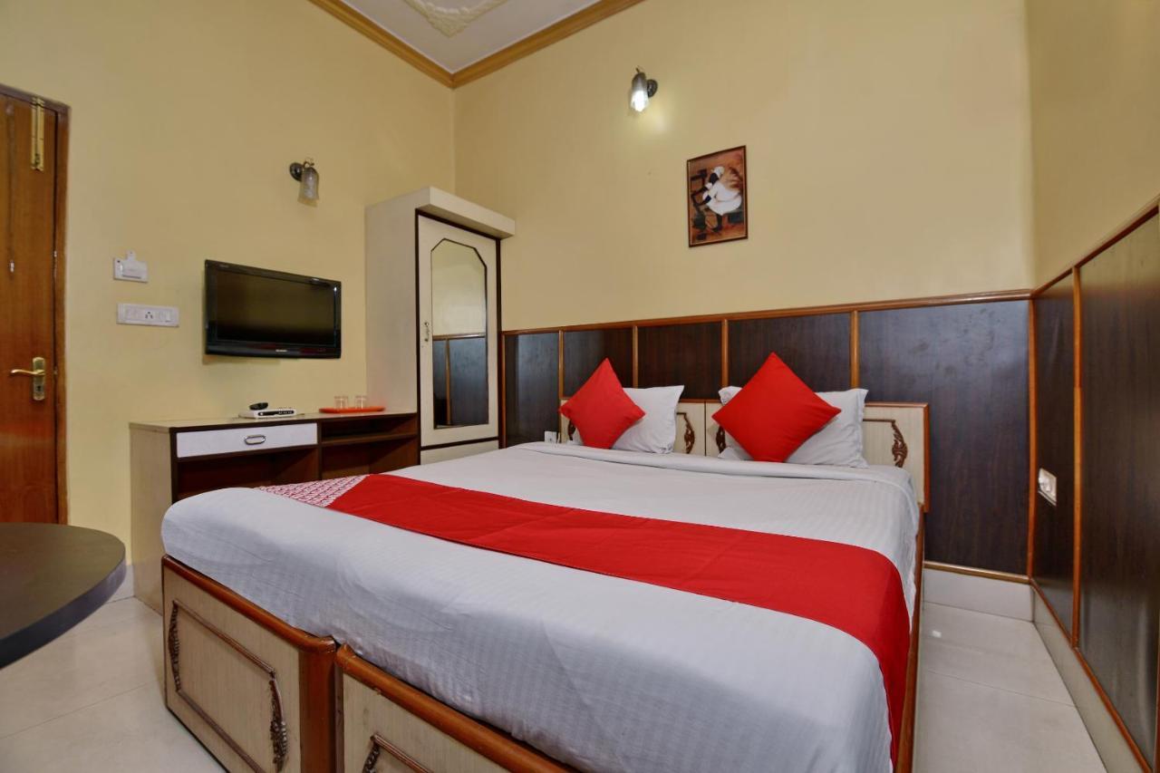 Oyo 3436 Shree Utsav Palace Guest House 콜카타 외부 사진