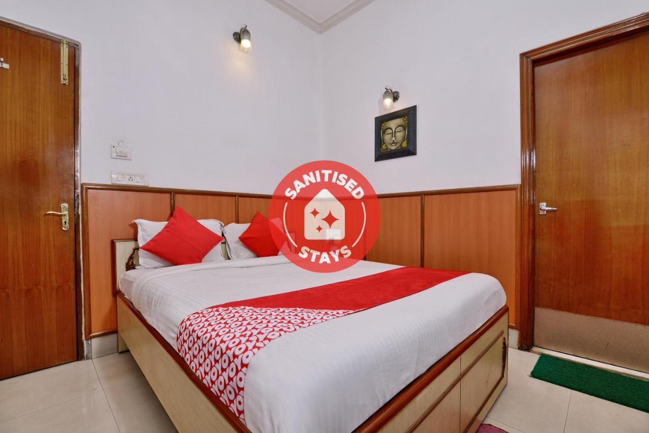 Oyo 3436 Shree Utsav Palace Guest House 콜카타 외부 사진