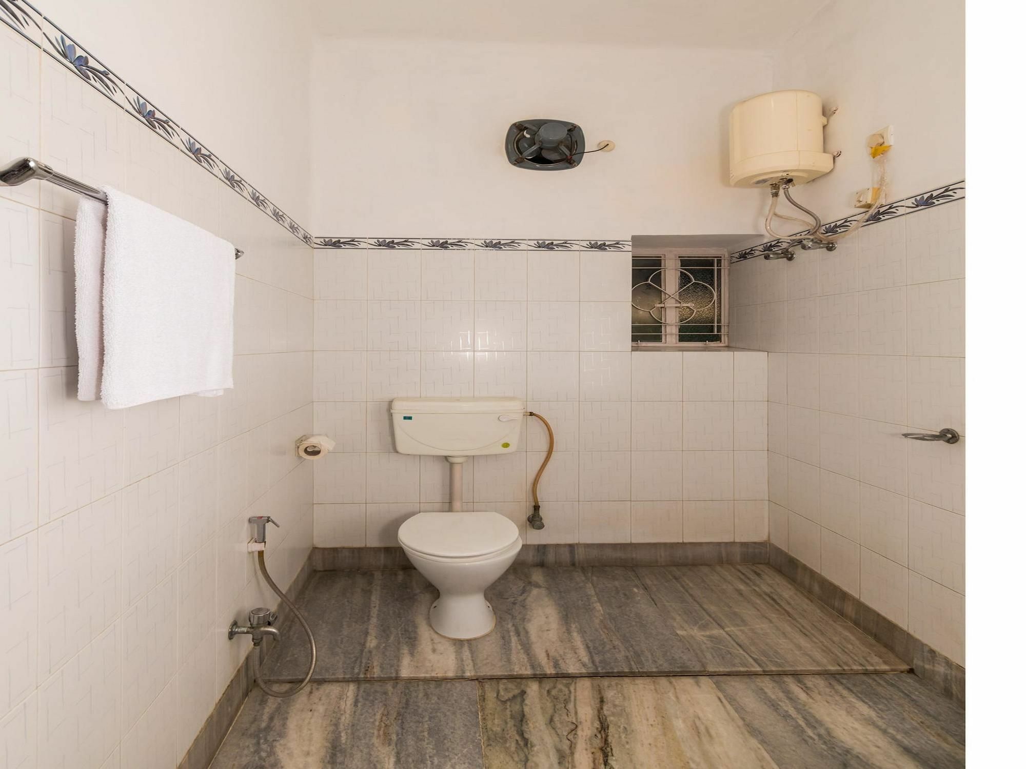 Oyo 3436 Shree Utsav Palace Guest House 콜카타 외부 사진